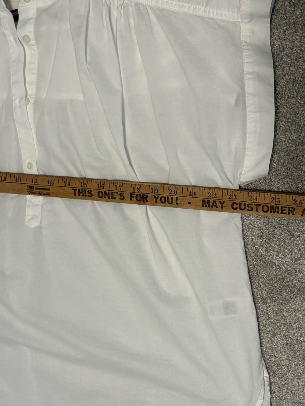 Universal Thread Women’s White Blouse Short Sleeve Button Front Cotton Top Sz L - Picture 9 of 10